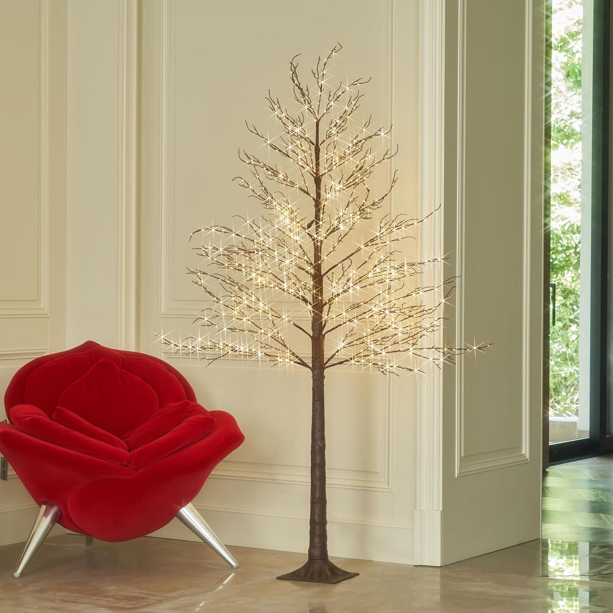 Hairui Lighted Brown Tree Plug in 6FT 690 LED Artificial Twig Tree with Lights for Christmas Holiday Weddin